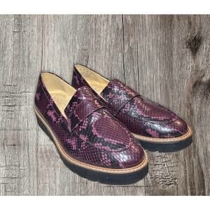 Naturalizer‎ snake print maroon women’s loafer size 7